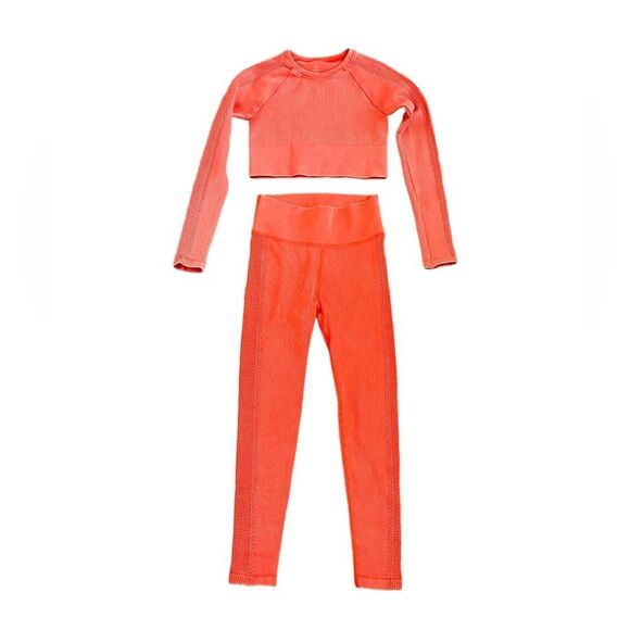 Aerie Offline Two Piece Set Leggings and Top - Picture 3 of 6